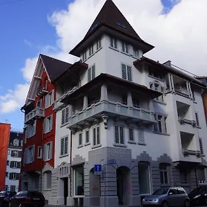 luxury-apartments-by-livingdowntown.hotelsbaselswitzerland.com/